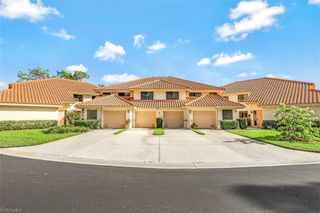 78 Bennington Dr Apt 8, Naples, FL 34104