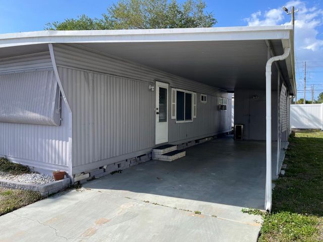 2505 E BAY DRIVE 77, Largo, FL 33771