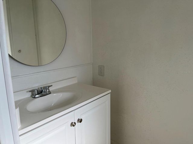 2505 E BAY DRIVE 77, Largo, FL 33771