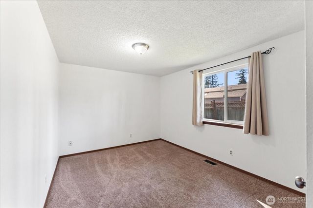 19310 Crescent Drive E, Spanaway, WA 98387