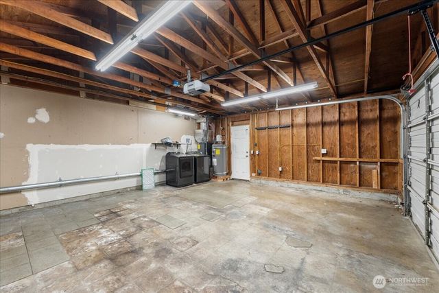 19310 Crescent Drive E, Spanaway, WA 98387