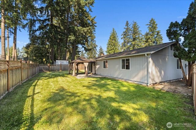 19310 Crescent Drive E, Spanaway, WA 98387