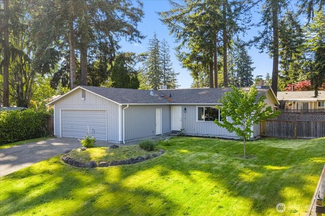 19310 Crescent Drive E, Spanaway, WA 98387
