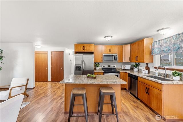 19310 Crescent Drive E, Spanaway, WA 98387