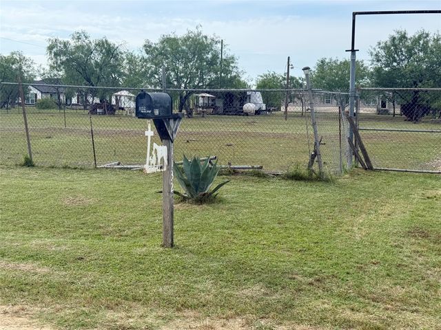 1132 SW County Road 2348, Richland, TX 76681