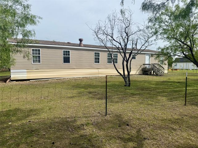 1132 SW County Road 2348, Richland, TX 76681
