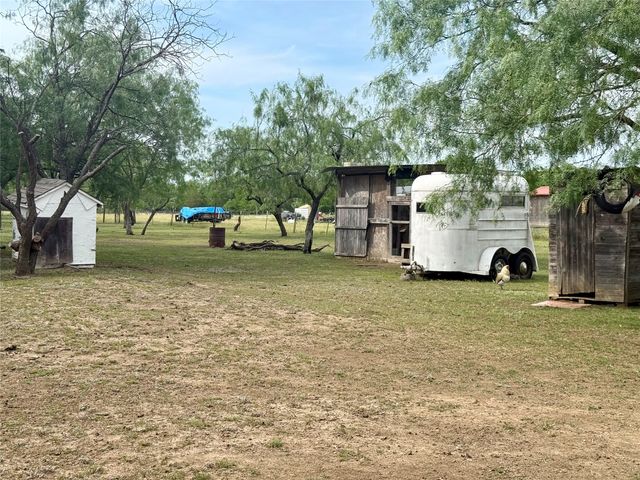 1132 SW County Road 2348, Richland, TX 76681