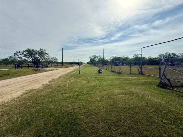 1132 SW County Road 2348, Richland, TX 76681