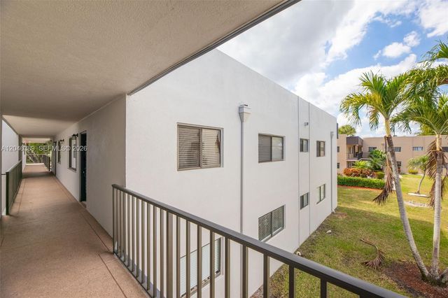 15108 Ashland Dr 221, Delray Beach, FL 33484