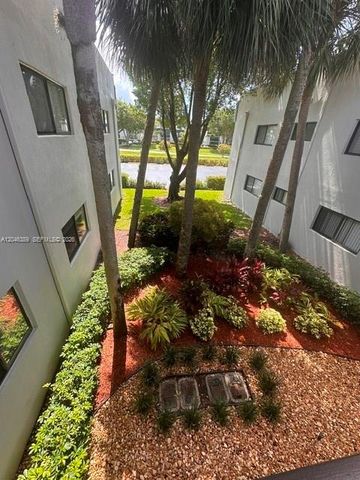 15108 Ashland Dr 221, Delray Beach, FL 33484