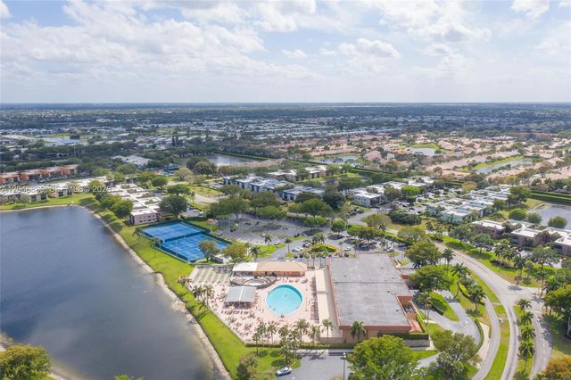 15108 Ashland Dr 221, Delray Beach, FL 33484