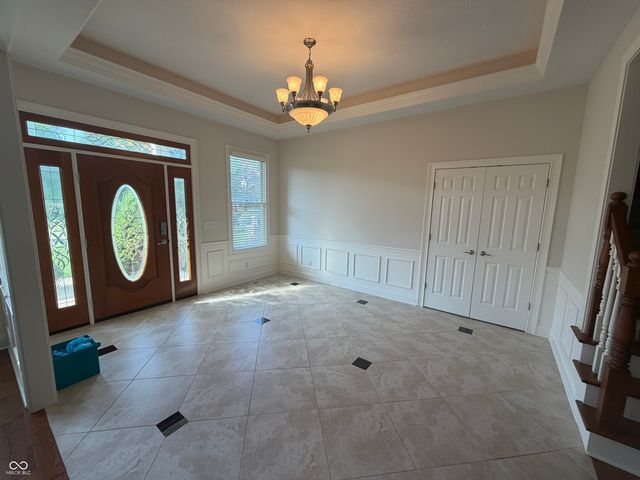 3268 W Hawthorne Drive W, Carmel, IN 46033