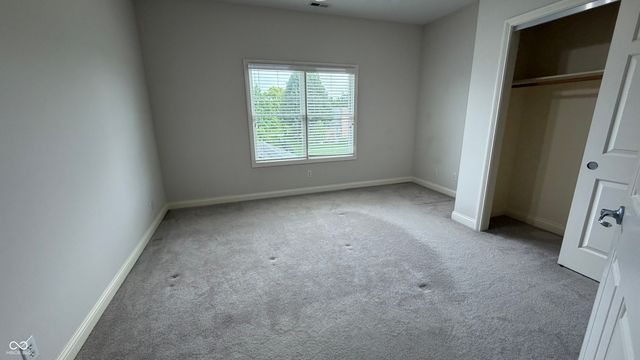 3268 W Hawthorne Drive W, Carmel, IN 46033