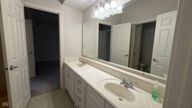 3268 W Hawthorne Drive W, Carmel, IN 46033