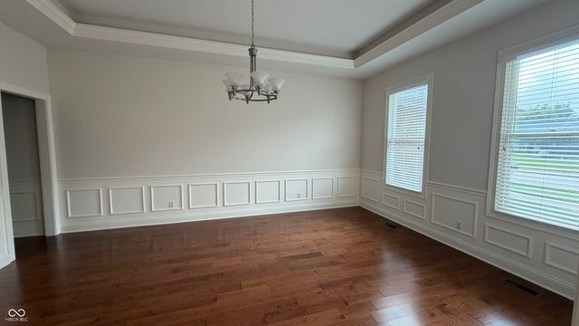 3268 W Hawthorne Drive W, Carmel, IN 46033