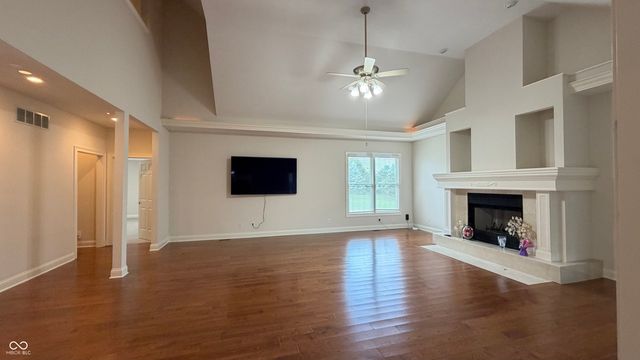 3268 W Hawthorne Drive W, Carmel, IN 46033