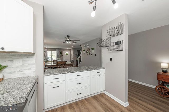 527 MAY ST, Pottstown, PA 19464