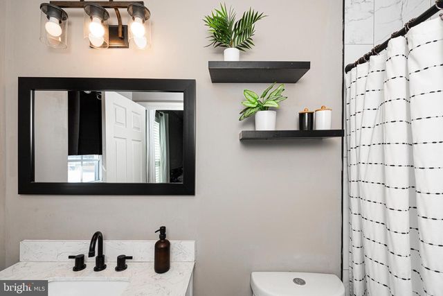 527 MAY ST, Pottstown, PA 19464