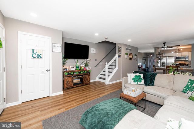 527 MAY ST, Pottstown, PA 19464