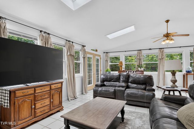 30404 Lee Highway, Glade Spring, VA 24340