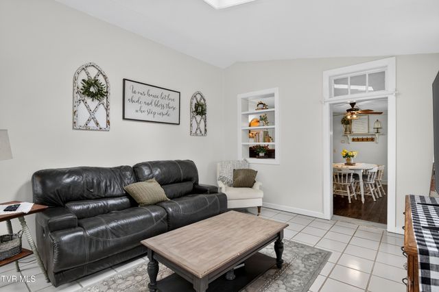 30404 Lee Highway, Glade Spring, VA 24340