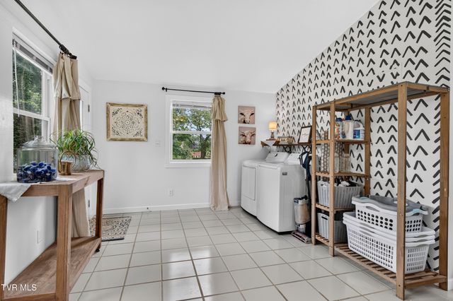 30404 Lee Highway, Glade Spring, VA 24340