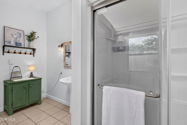 30404 Lee Highway, Glade Spring, VA 24340
