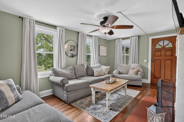 30404 Lee Highway, Glade Spring, VA 24340