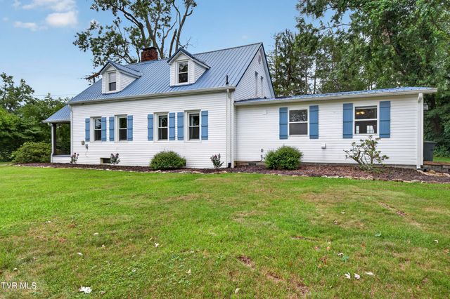30404 Lee Highway, Glade Spring, VA 24340