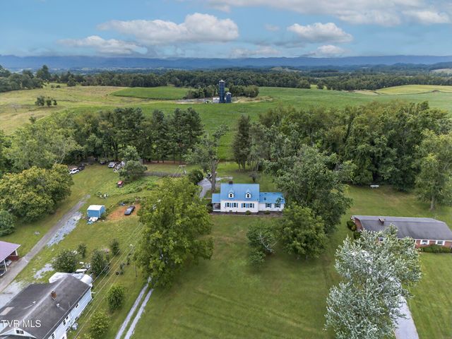 30404 Lee Highway, Glade Spring, VA 24340