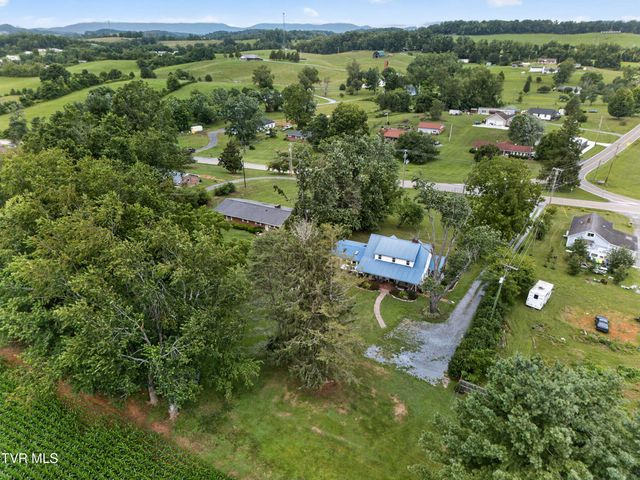 30404 Lee Highway, Glade Spring, VA 24340