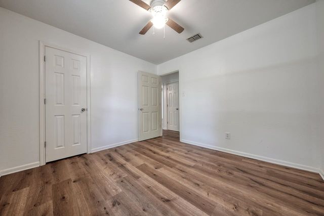 210 Canyon Dr, Hideaway, TX 75771