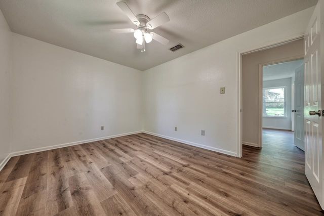 210 Canyon Dr, Hideaway, TX 75771