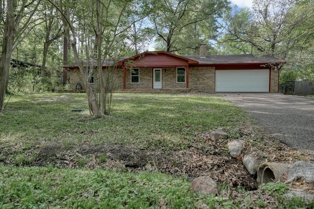 210 Canyon Dr, Hideaway, TX 75771