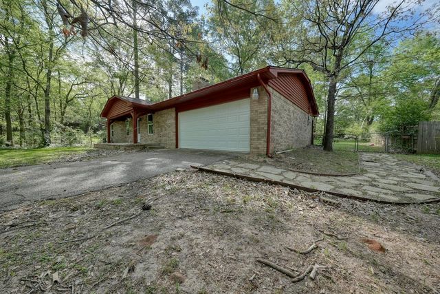 210 Canyon Dr, Hideaway, TX 75771