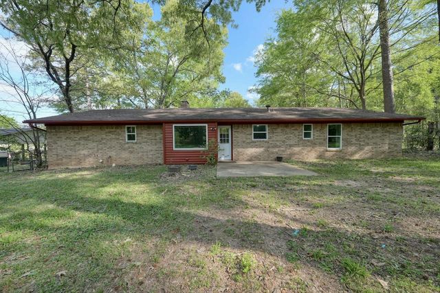 210 Canyon Dr, Hideaway, TX 75771