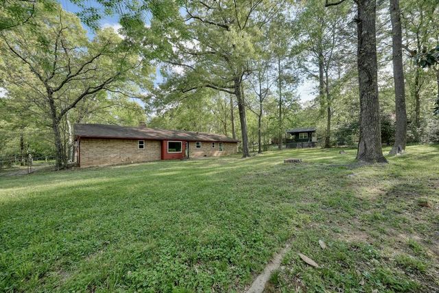 210 Canyon Dr, Hideaway, TX 75771