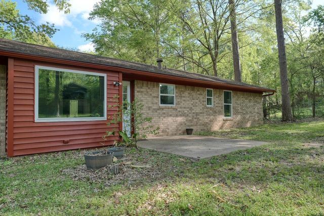 210 Canyon Dr, Hideaway, TX 75771