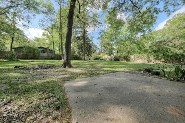 210 Canyon Dr, Hideaway, TX 75771