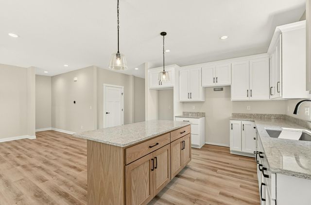 1507 14th Ave NE, Kasson, MN 55944