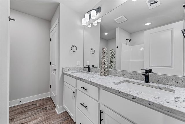 55 W Watson Lane, Farmington, AR 72730