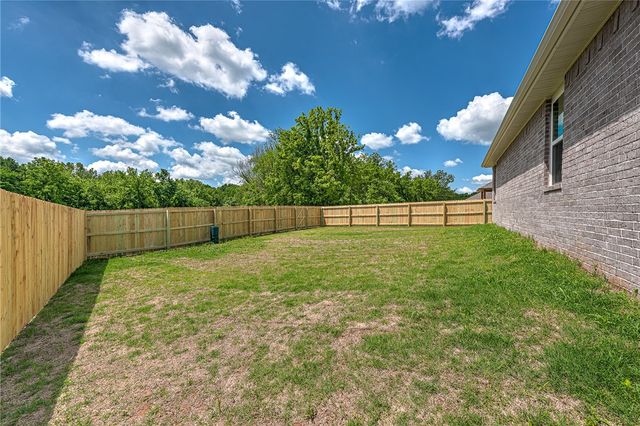 55 W Watson Lane, Farmington, AR 72730