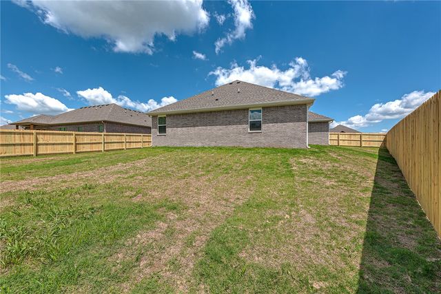 55 W Watson Lane, Farmington, AR 72730