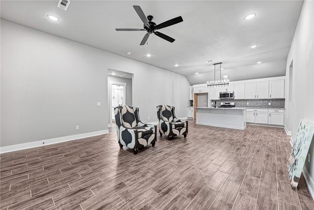 55 W Watson Lane, Farmington, AR 72730