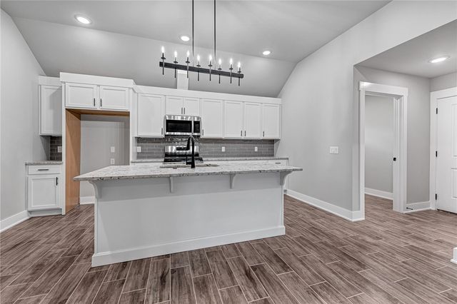 55 W Watson Lane, Farmington, AR 72730