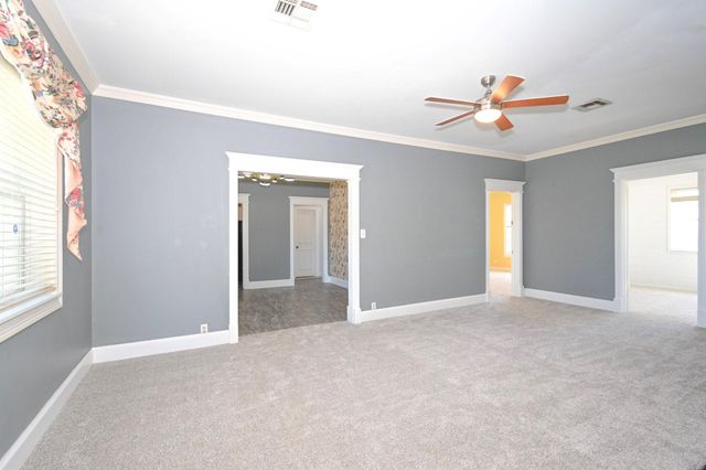 2801 Avenue I, Bay City, TX 77414