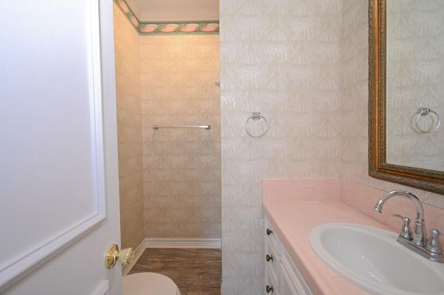 2801 Avenue I, Bay City, TX 77414