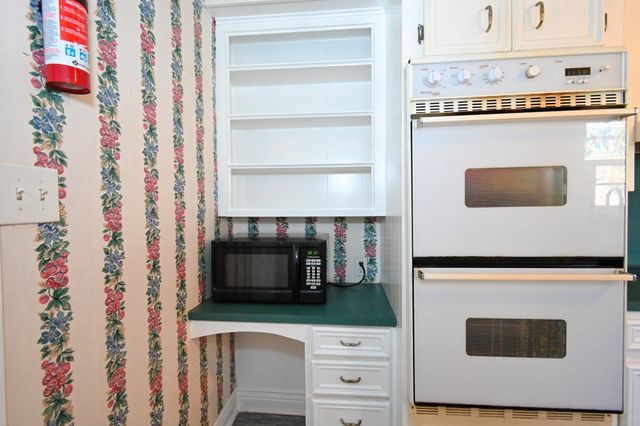 2801 Avenue I, Bay City, TX 77414