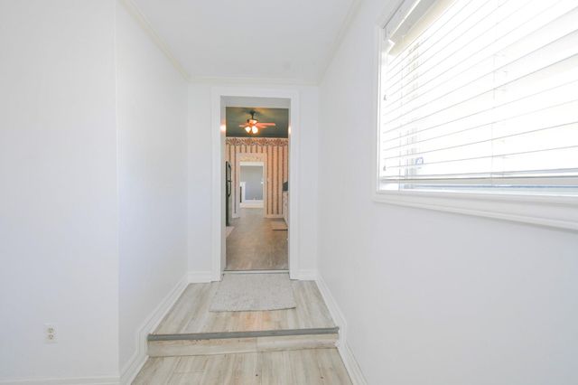 2801 Avenue I, Bay City, TX 77414