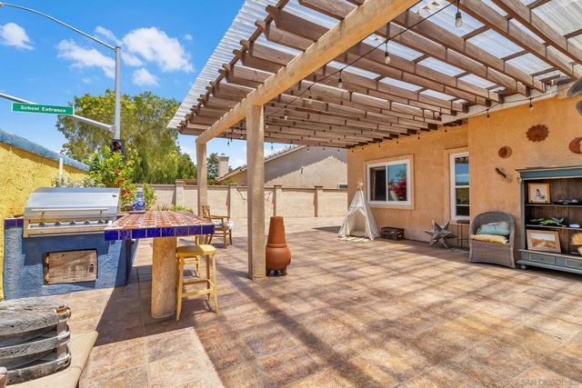 3880 Arista Way, Oceanside, CA 92058
